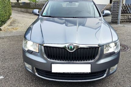 Skoda Superb 95.900 km 8.990 &euro; Saal an der Donau 93342