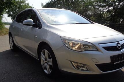 Opel Astra 194.045 km 2.300 &euro; Regensburg 93055