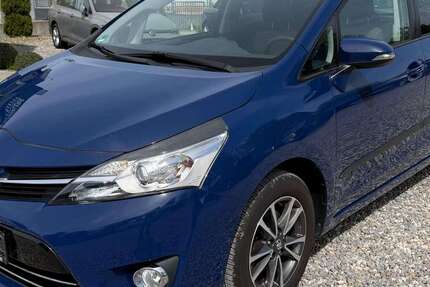 Toyota Verso 84.877 km 9.950 &euro; Regensburg 93059