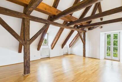 Wohnung zum Mieten in Regensburg 990 € 66 m² 2 zimmer