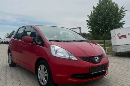 Honda Jazz 108.000 km 2.699 &euro; Köfering 93096