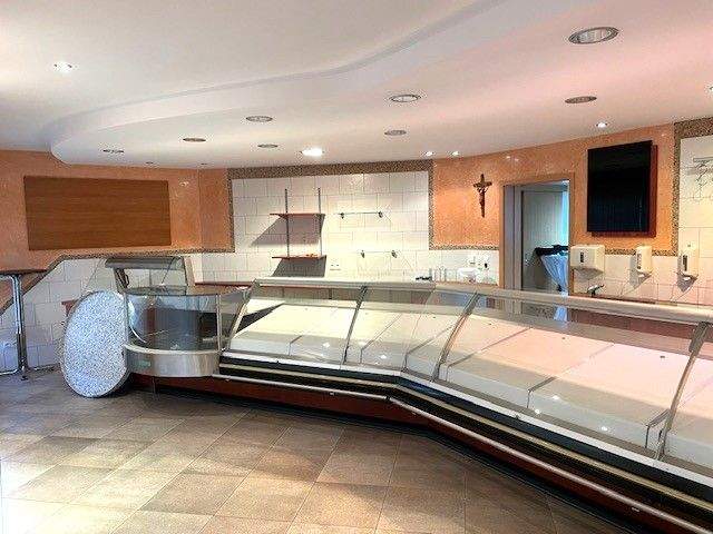 Wohnen und Arbeiten - Perfekt für die Lebensmittelbranche 6 zimmer