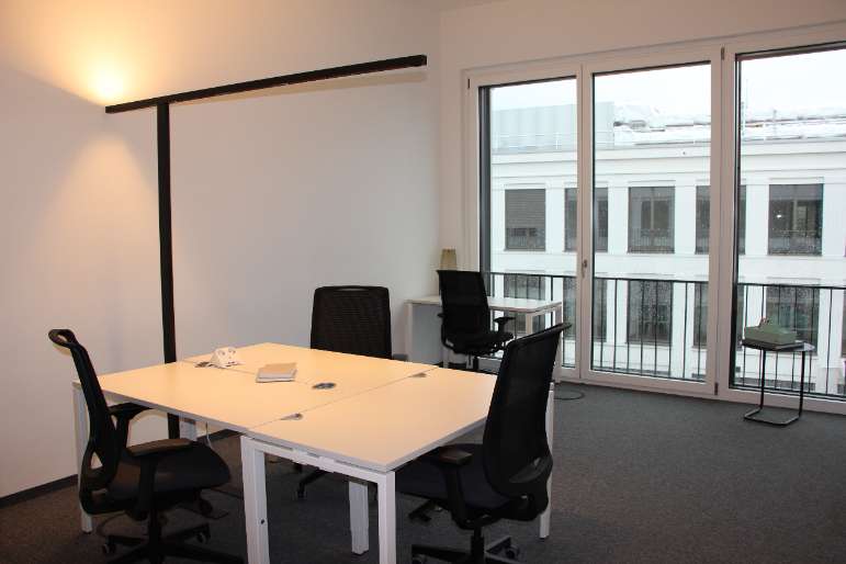 Büro in Regensburg 1.669 € 21 m²