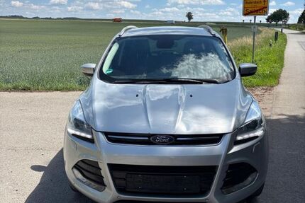 Ford Kuga 277.130 km 4.100 &euro; Geiselhöring 94333