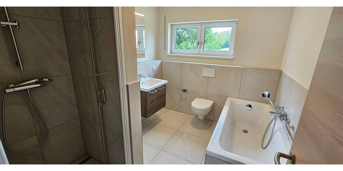 Etagenwohnung Bernhardswald Pettenreuth - 3 Zimmer, 78 m&sup2;, 880&euro; | Angebot:24905505