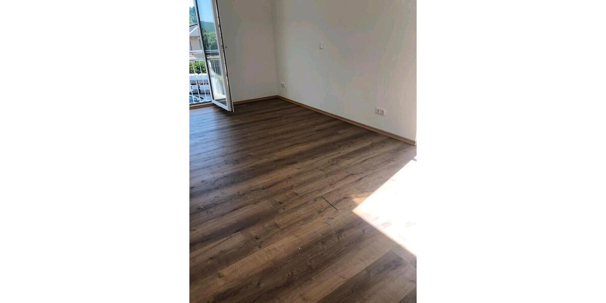 Doppelhaushälfte Kelheim - 5 Zimmer, 130 m&sup2;, 1.490&euro; | Angebot:26007666