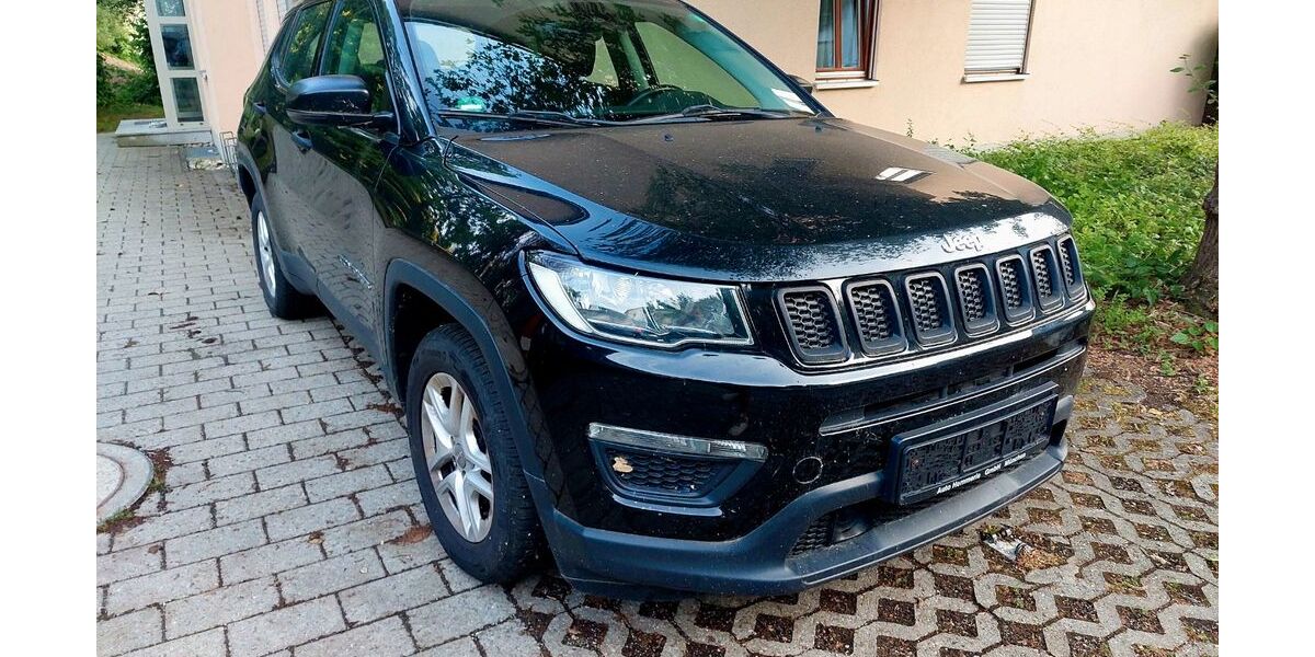 Jeep Compass 116.000 km 9.900 &euro; Bad Abbach 93077