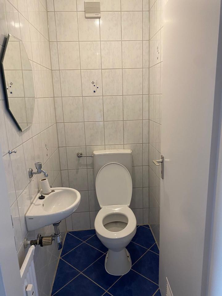 Zu vermieten: renovierte 3 Zi-Wohnung in Regensburg Reinhausen