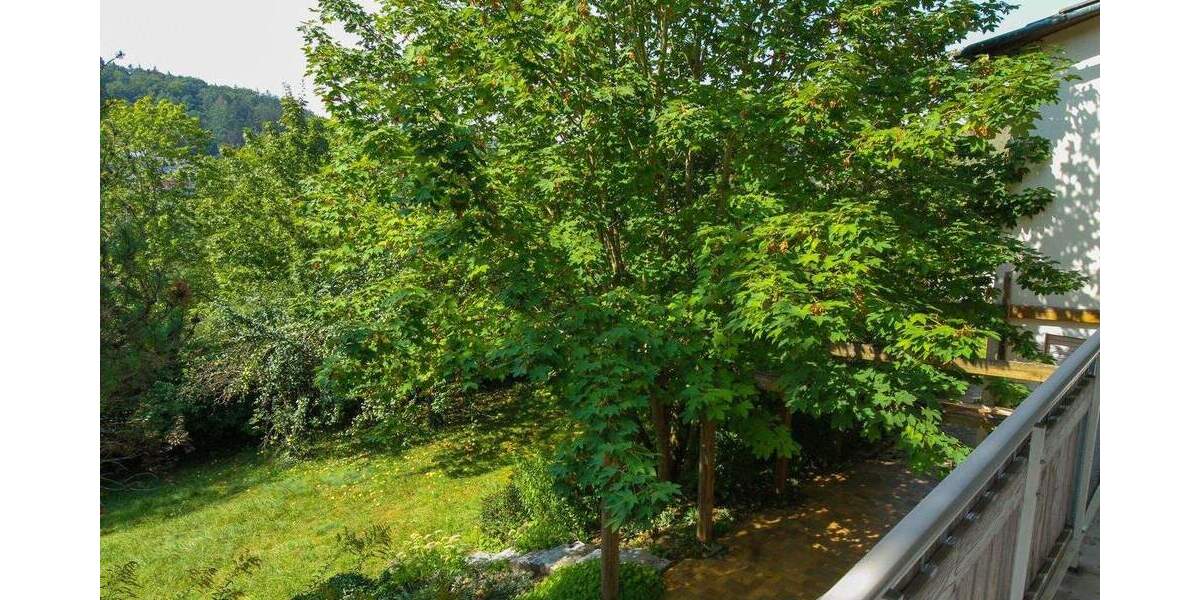 Einfamilienhaus Nittendorf Undorf - 8 Zimmer, 200 m&sup2;, 698.000&euro; | Angebot:24690123