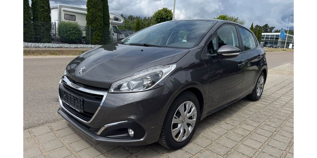 Peugeot 208 165.000 km 4.400 &euro; Abensberg 93326