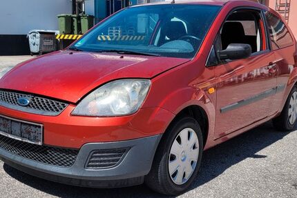 Ford Fiesta 189.830 km 800 &euro; Langquaid 84085