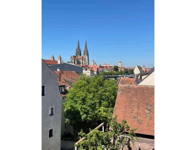 Wohnung zum Mieten in Regensburg 1.170 € 84 m²