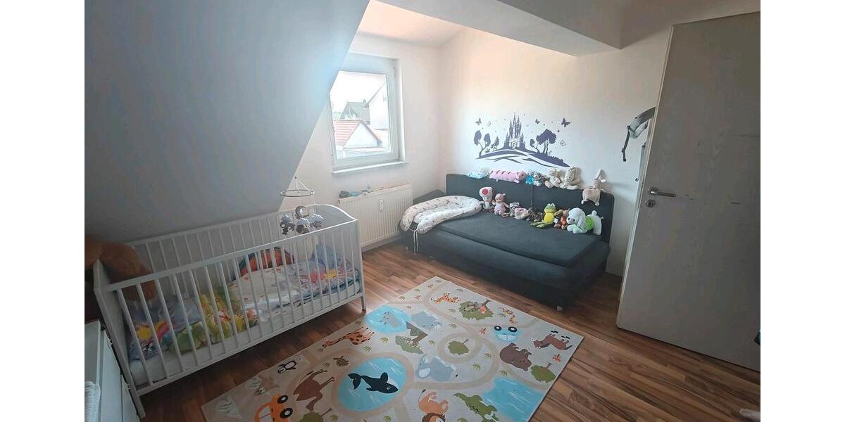 Dachgeschoßwohnung Ihrlerstein - 3 Zimmer, 83 m&sup2;, 700&euro; | Angebot:26681353