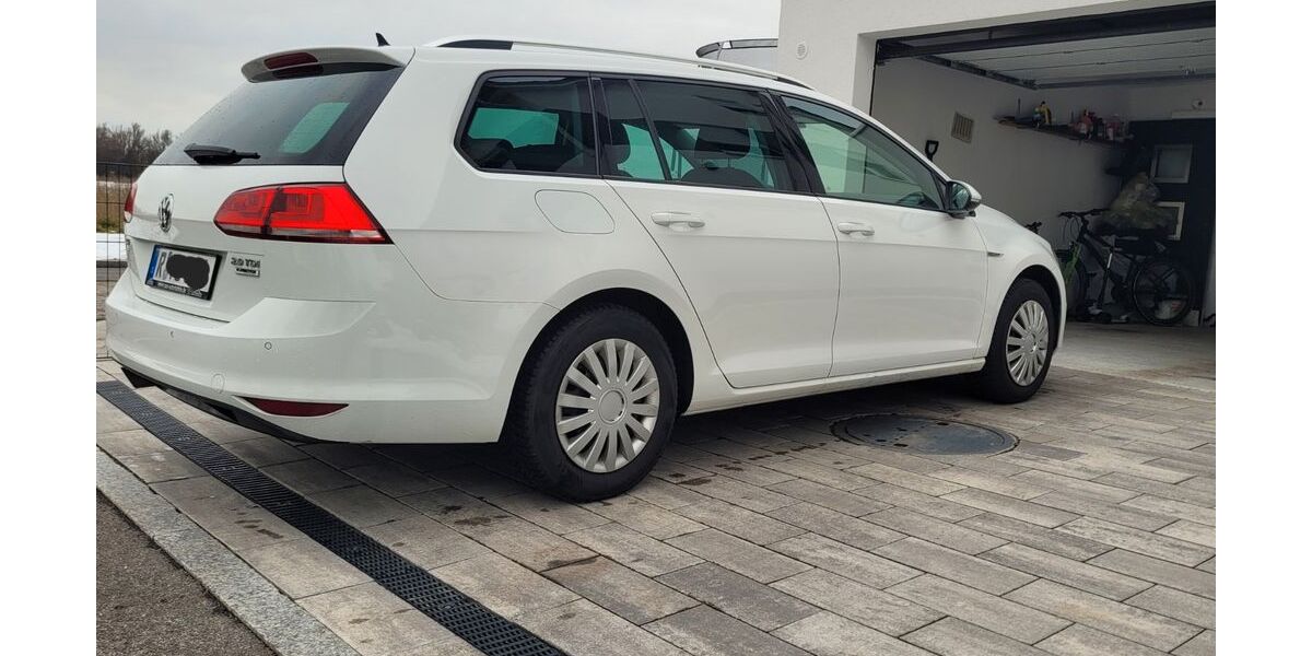 VW Golf 228.014 km 7.490 &euro; Regensburg 93055