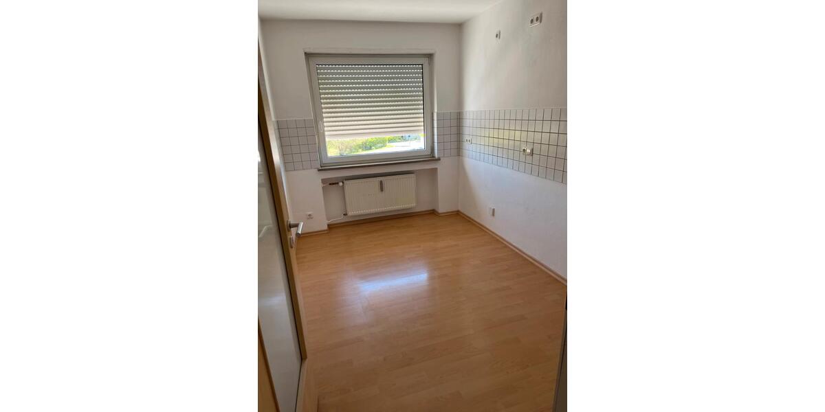 Etagenwohnung Regensburg Das Dörnberg - 4 Zimmer, 91 m&sup2;, 1.280&euro; | Angebot:26476736