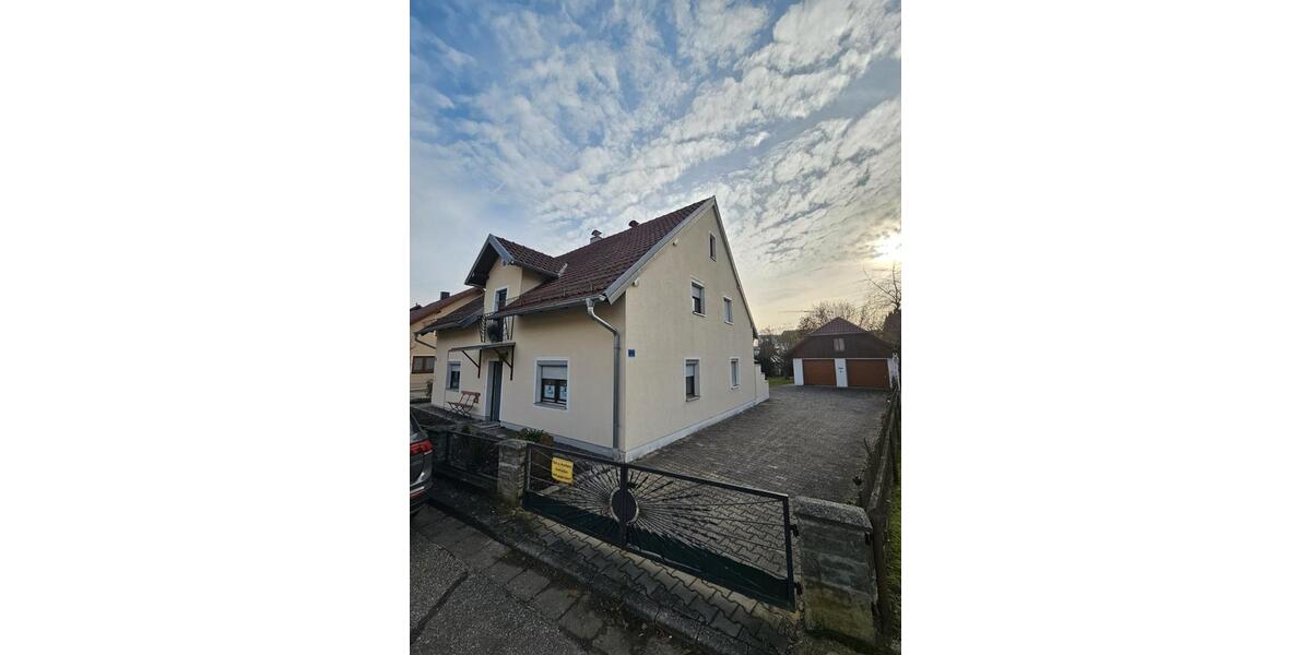Einfamilienhaus Herrngiersdorf - 6 Zimmer, 164 m&sup2;, 315.000&euro; | Angebot:26302517