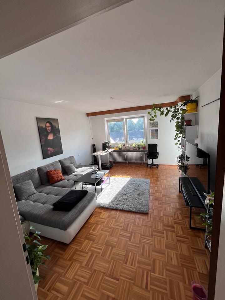 Helle 2-Zimmer Wohnung 67qm