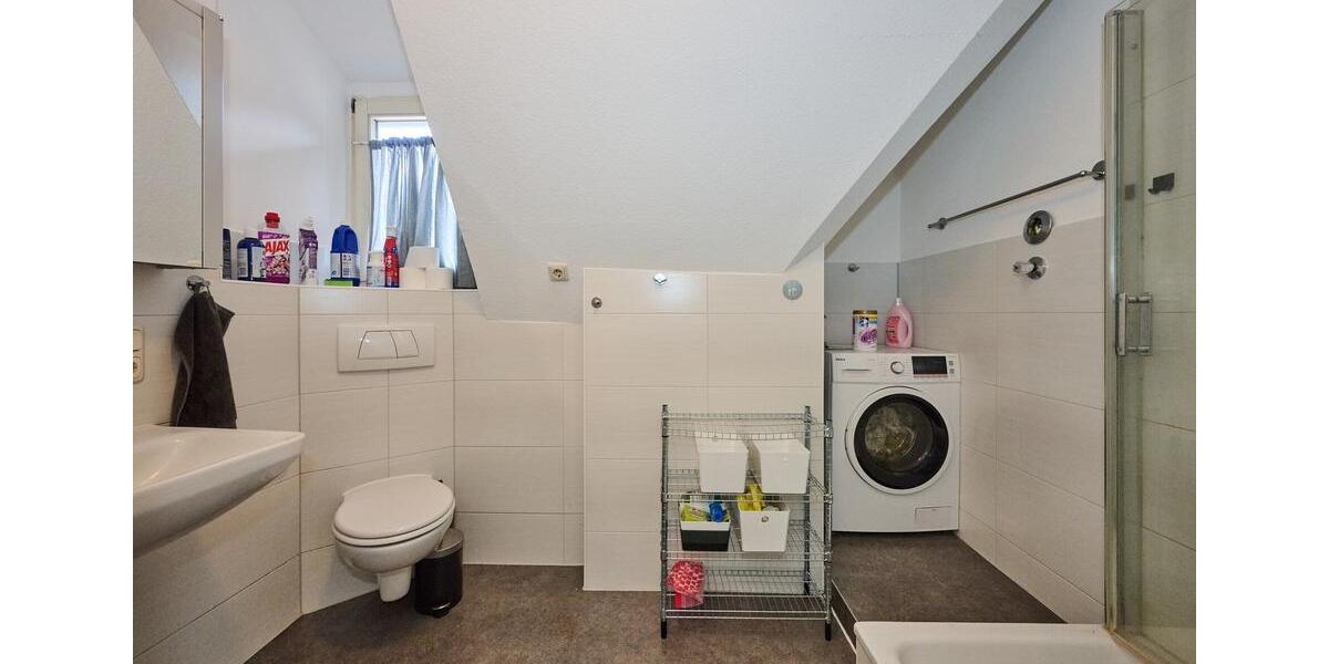 Etagenwohnung Regensburg Kumpfmühl - 4 Zimmer, 108 m&sup2;, 1.250&euro; | Angebot:26293169