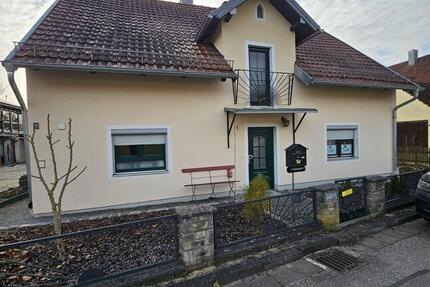 Haus Herrngiersdorf - 6 Zimmer, 164 m&sup2;, 315.000&euro; | Angebot:26302517