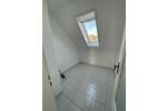 Dachgeschoßwohnung Bad Abbach - 4 Zimmer, 94 m&sup2;, 910&euro; | Angebot:26416478