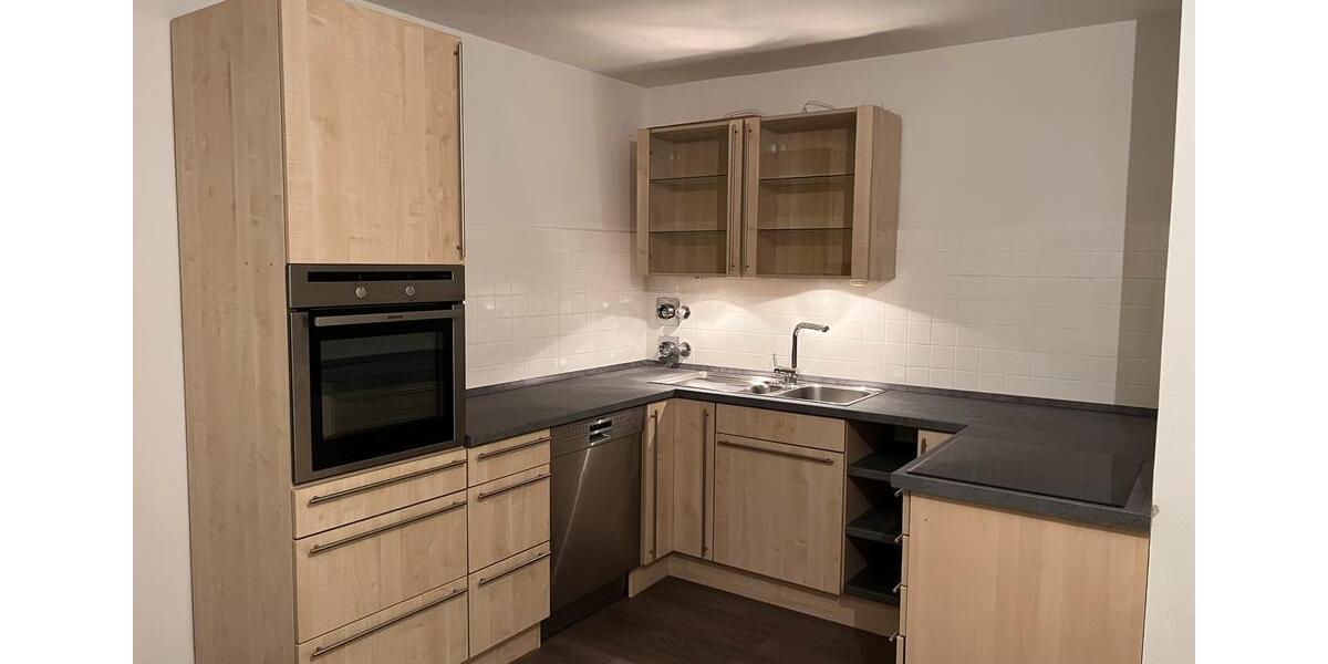 Etagenwohnung Obertraubling - 3 Zimmer, 20 m&sup2;, 15&euro; | Angebot:25750456