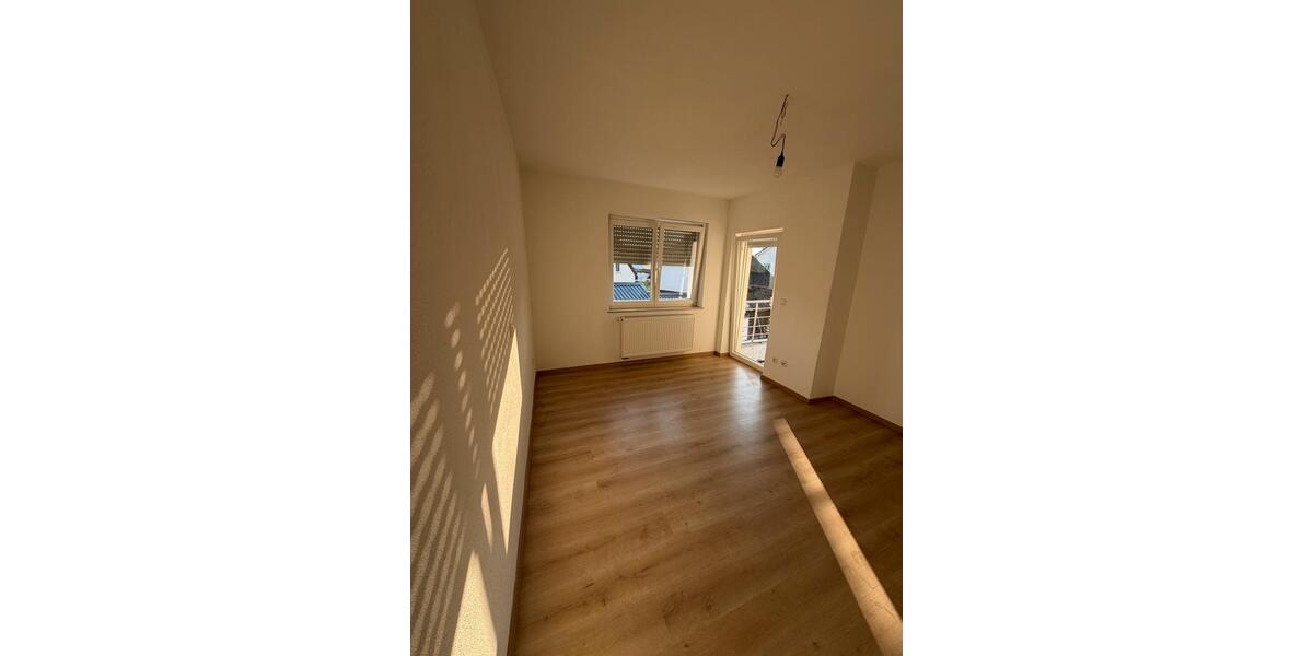 Einfamilienhaus Regenstauf - 2 Zimmer, 131 m&sup2;, 400.000&euro; | Angebot:26254359