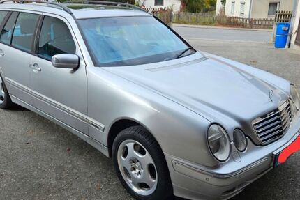 Mercedes-Benz E 430 241.800 km 10.900 &euro; Laberweinting 84082