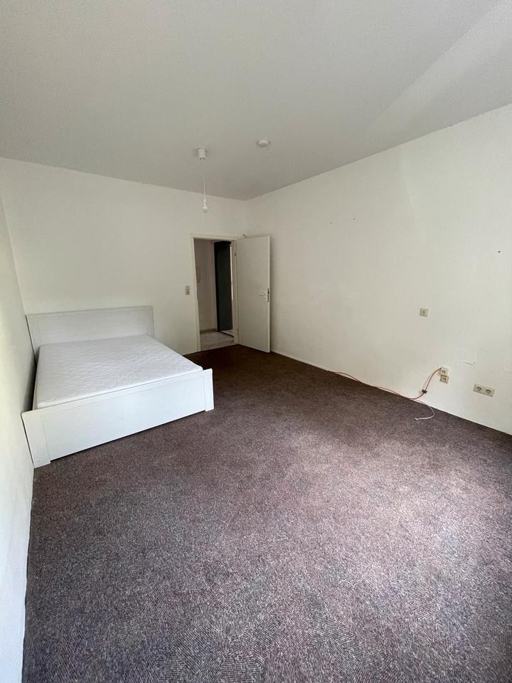 Große 4-Zimmer-Wohnung – perfekt für WG, 170 m²