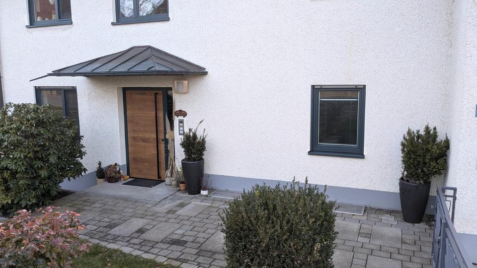 Erdgeschoßwohnung Lappersdorf - 3.5 Zimmer, 100 m&sup2;, 1.170&euro; | Angebot:27586433