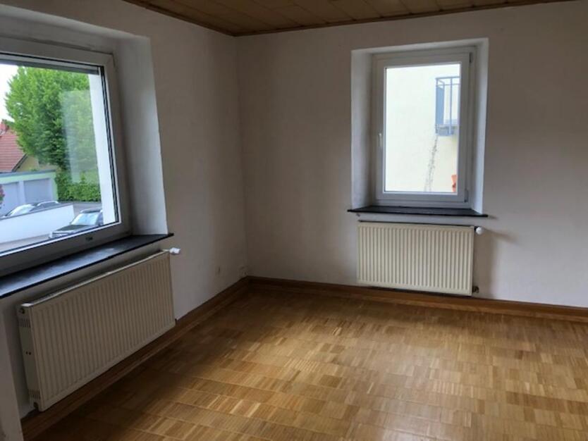 3 Zimmer + Kü + Bad incl. EBK und Gartenbenutzung 2erWG geeignet