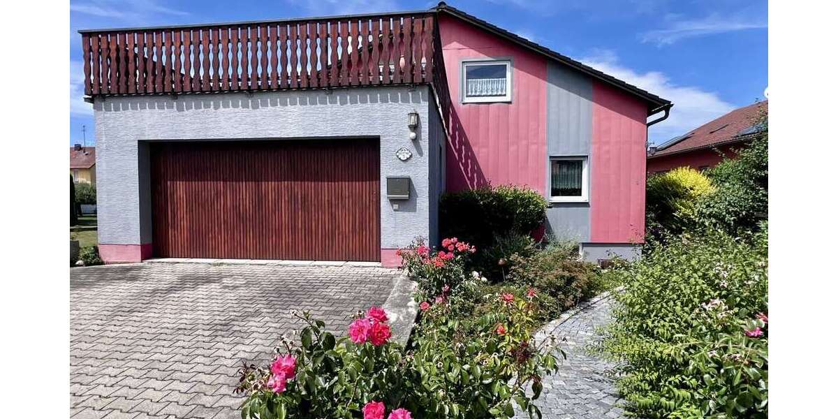 Einfamilienhaus Teublitz - 7 Zimmer, 216 m&sup2;, 548.000&euro; | Angebot:27156657