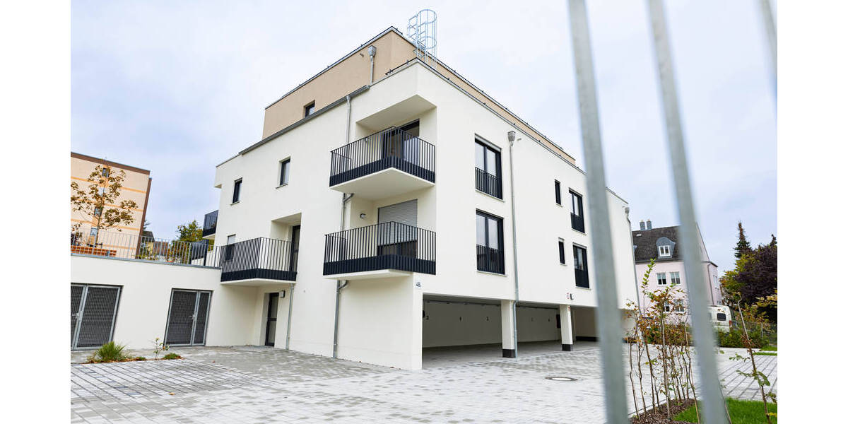 Etagenwohnung Burglengenfeld Wölland - 3 Zimmer, 77 m&sup2;, 376.000&euro; | Angebot:25707279