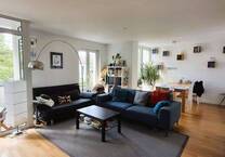 Sonnige 2 Zimmer Wohnung! 2 Balkone!