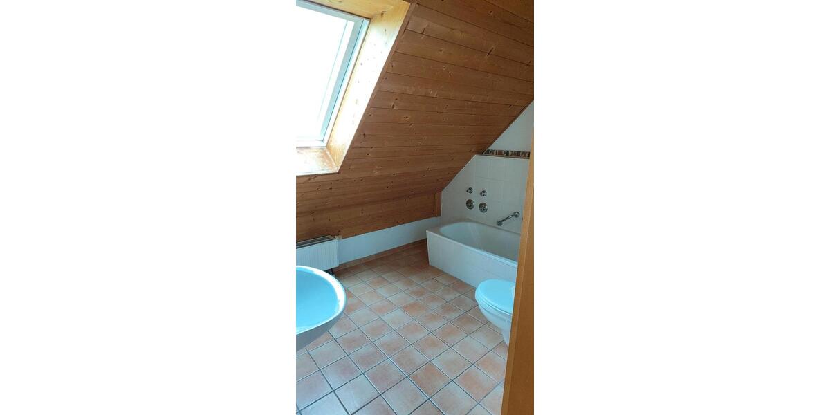 Doppelhaushälfte Regenstauf - 5 Zimmer, 200 m&sup2;, 1.545&euro; | Angebot:26560624