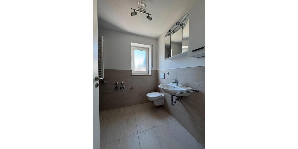 Erdgeschoßwohnung Kelheim - 3 Zimmer, 65 m&sup2;, 259.000&euro; | Angebot:27297004