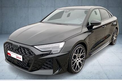Audi RS3 9.900 km 68.670 € Saal a.d. Donau 93342