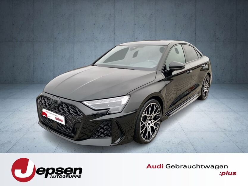Audi RS3 9.900 km 68.670 € Saal a.d. Donau 93342