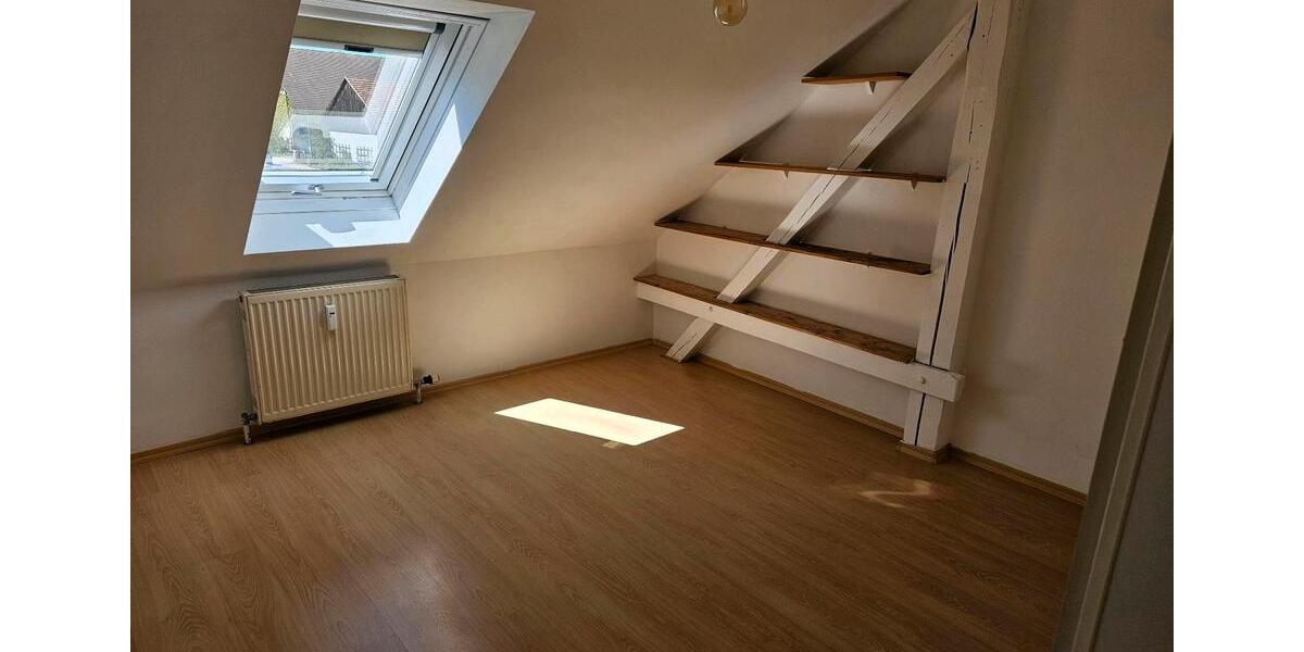 Maisonettenwohnung Thalmassing - 3 Zimmer, 105 m&sup2;, 700&euro; | Angebot:26241910