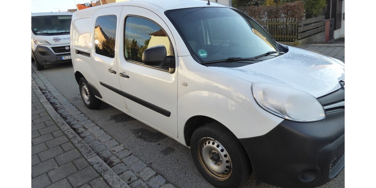 Renault Kangoo 77.000 km 10.900 € Regensburg 93019