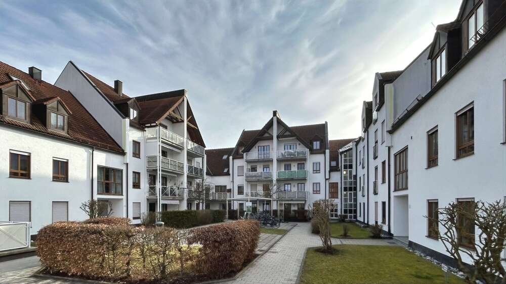 Etagenwohnung Neutraubling - 3 Zimmer, 75 m&sup2;, 295.000&euro; | Angebot:26201411