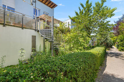 Schöne Terrassen-Wohnung mit Gartenanteil - Attraktives Reihenhaus mit Platz für die ganze Familie!