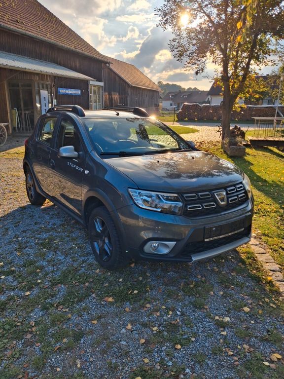 Dacia Sandero 99.427 km 7.750 € Bruck in der Oberpfalz 92436