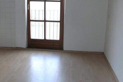 Große Wohnung mit Balkon und EBK in KEH-Hohenpfahl