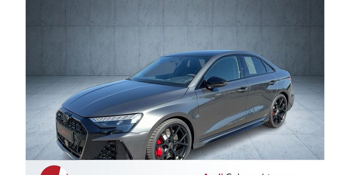 Audi RS3 9.900 km 70.880 &euro; Neutraubling 93073
