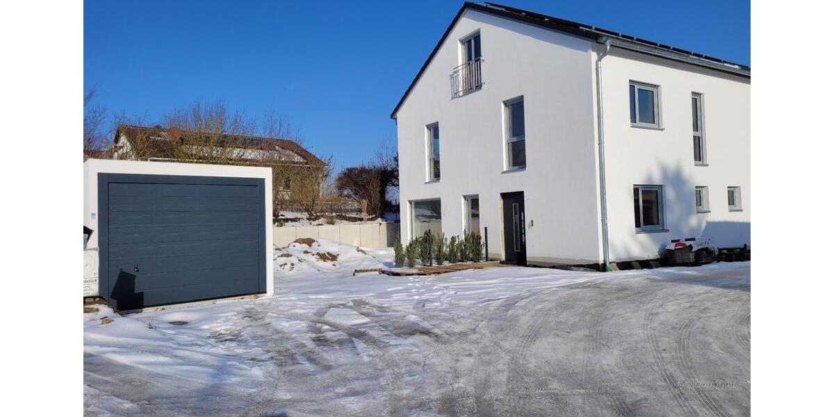 KFW 40 A+ Doppelhaushälfte Erstbezug, WP,PV, Garage, 6 Zimmer 6 zimmer