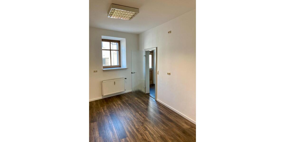 Büro, Praxisfläche, Gewerbe zur Miete in Geiselhöring -Straubing zimmer