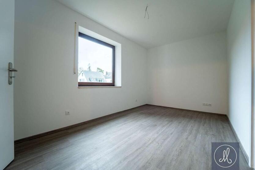 Renoviertes Architektenhaus mit Doppelgarage in bester Lage