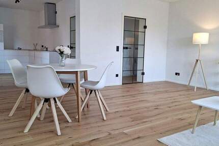 Wohnung Tegernheim - 3 Zimmer, 83 m&sup2;, 390.000&euro; | Angebot:25749977