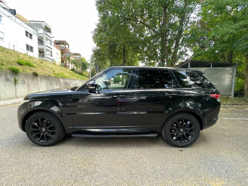 Land Rover Range Rover Sport 142.000 km 28.590 € Regensburg 93057