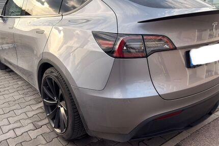 Tesla Model Y 20.630 km 44.200 &euro; Regensburg 93055
